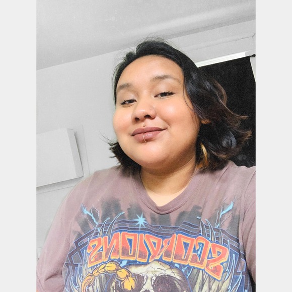 Poshmark profile picture for @outcasts